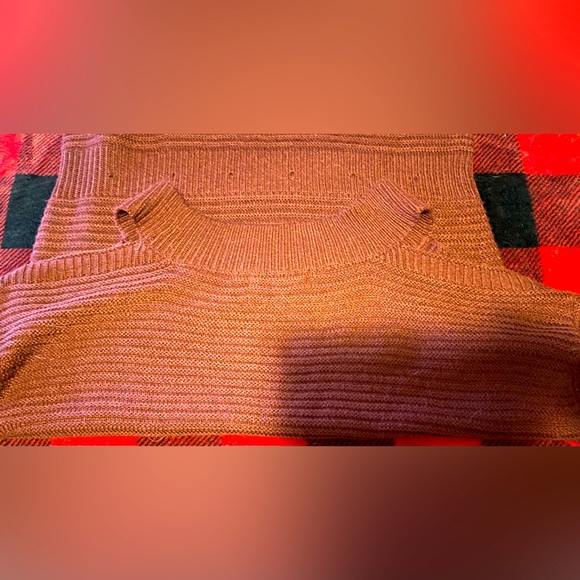 ❤️NWT❤️Sweater, Shoulder-less long lightweight 🌺 women’s size Large - Picture 5 of 16